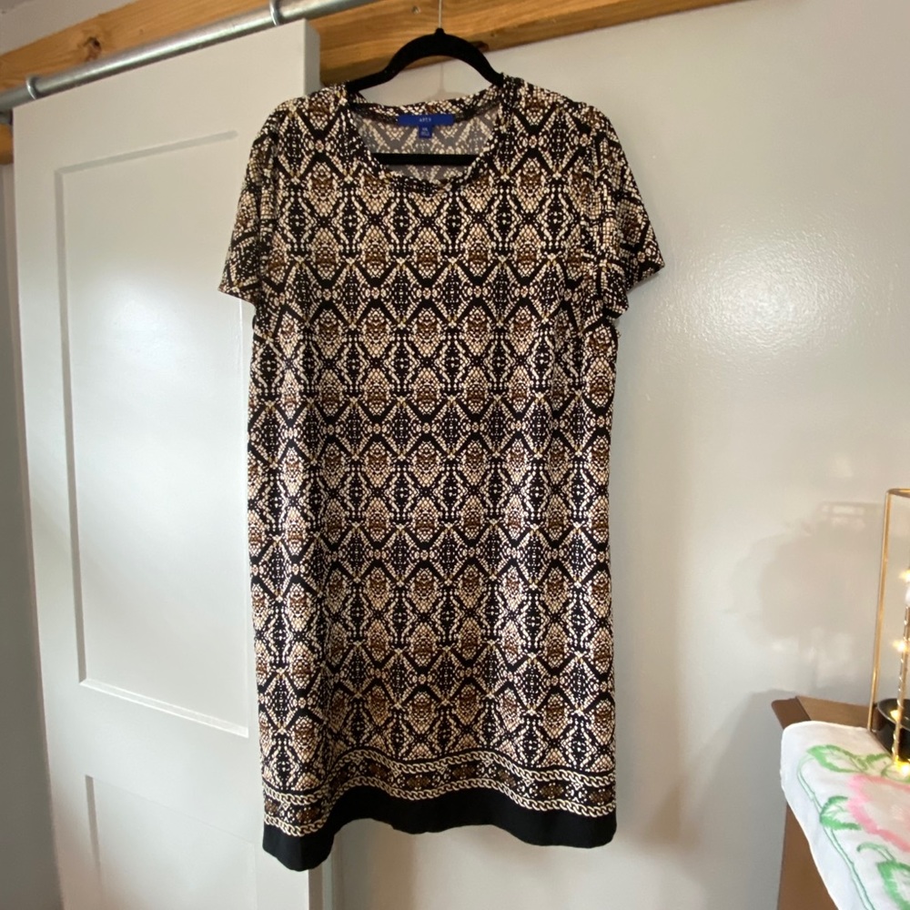 Dress with pockets